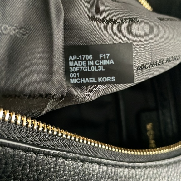 Michael Kors Lydia Large Hobo Bag - Picture 10 of 12
